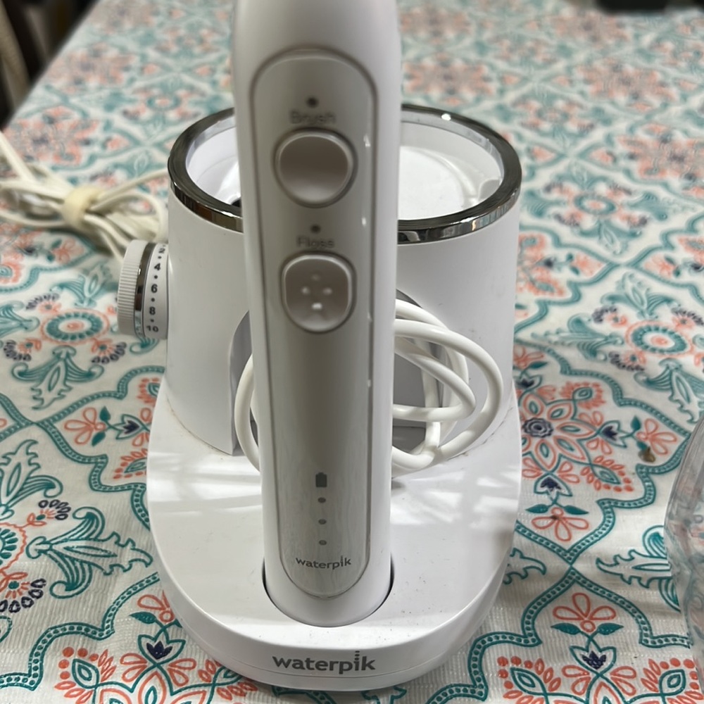Sonicare fusion floss while you brush by waterpik and sonicare